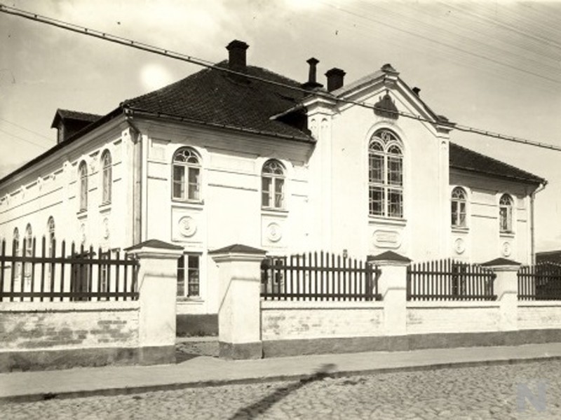 Žydų sinagogos kompleksas. Vaizdas iš 1925 m. Paveikslėlis 1