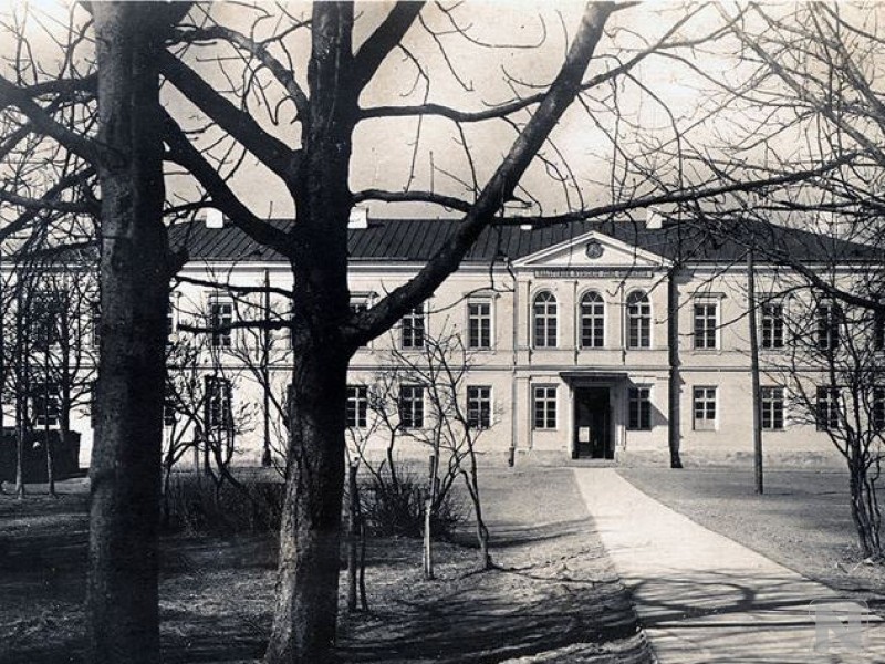 Rygiškių Jono gimnazijos muziejus Paveikslėlis 1